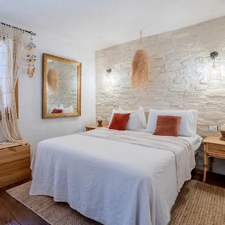 Marton Apartment *