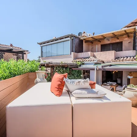 Marton Porto Cervo
